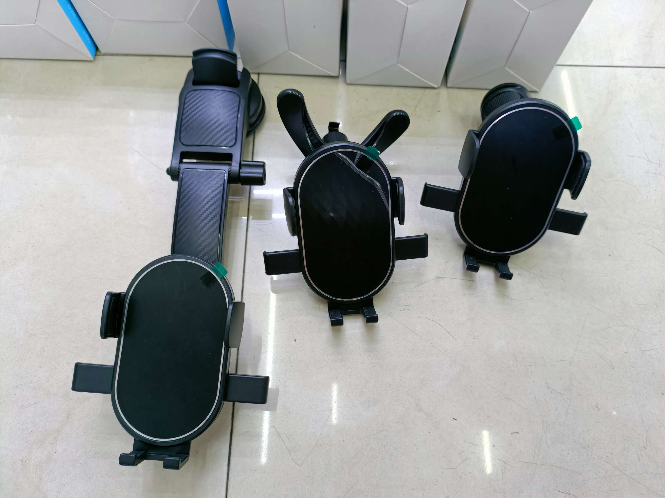 C-01系列车载手机支架 C-01A吸盘支架/C-01B三脚出风口支架/C-01C挂钩出风口支架