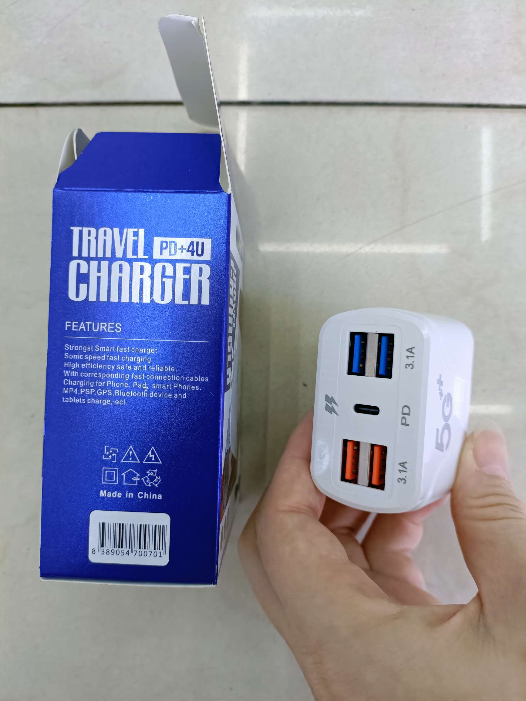PD+4U charging head mobile phone charger Specification drawing