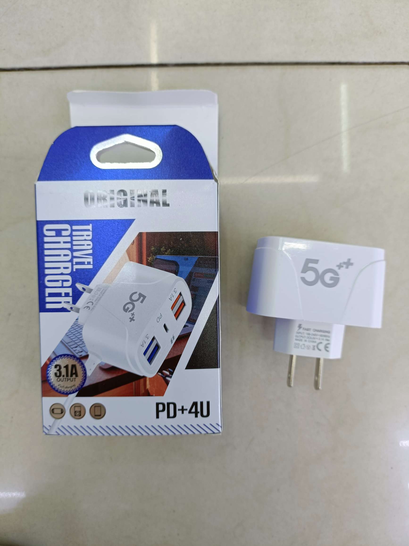 PD+4U charging head mobile phone charger details Picture