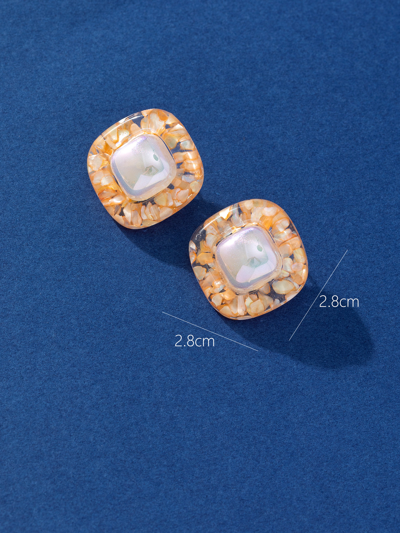 New fashionable, sweet and fresh colorful square earrings, high-end, niche and light luxury women's cat's eye diamond earrings Item Picture