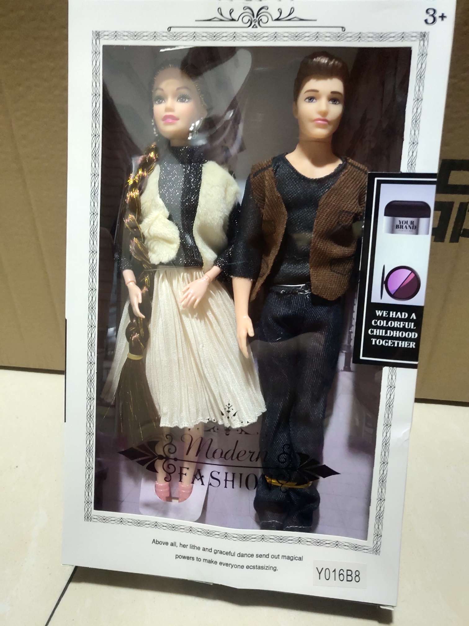 Y016B8关节芭比娃娃衣服颜色混装，可以分开包装，批发不零售，良栋玩具