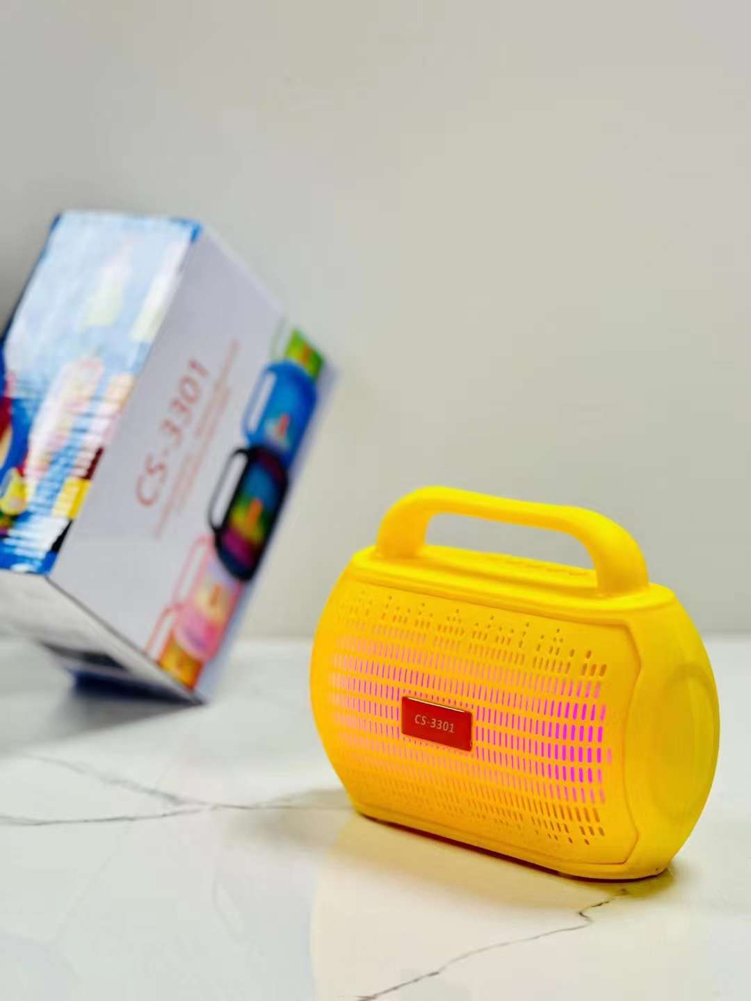 蓝牙音箱实物图