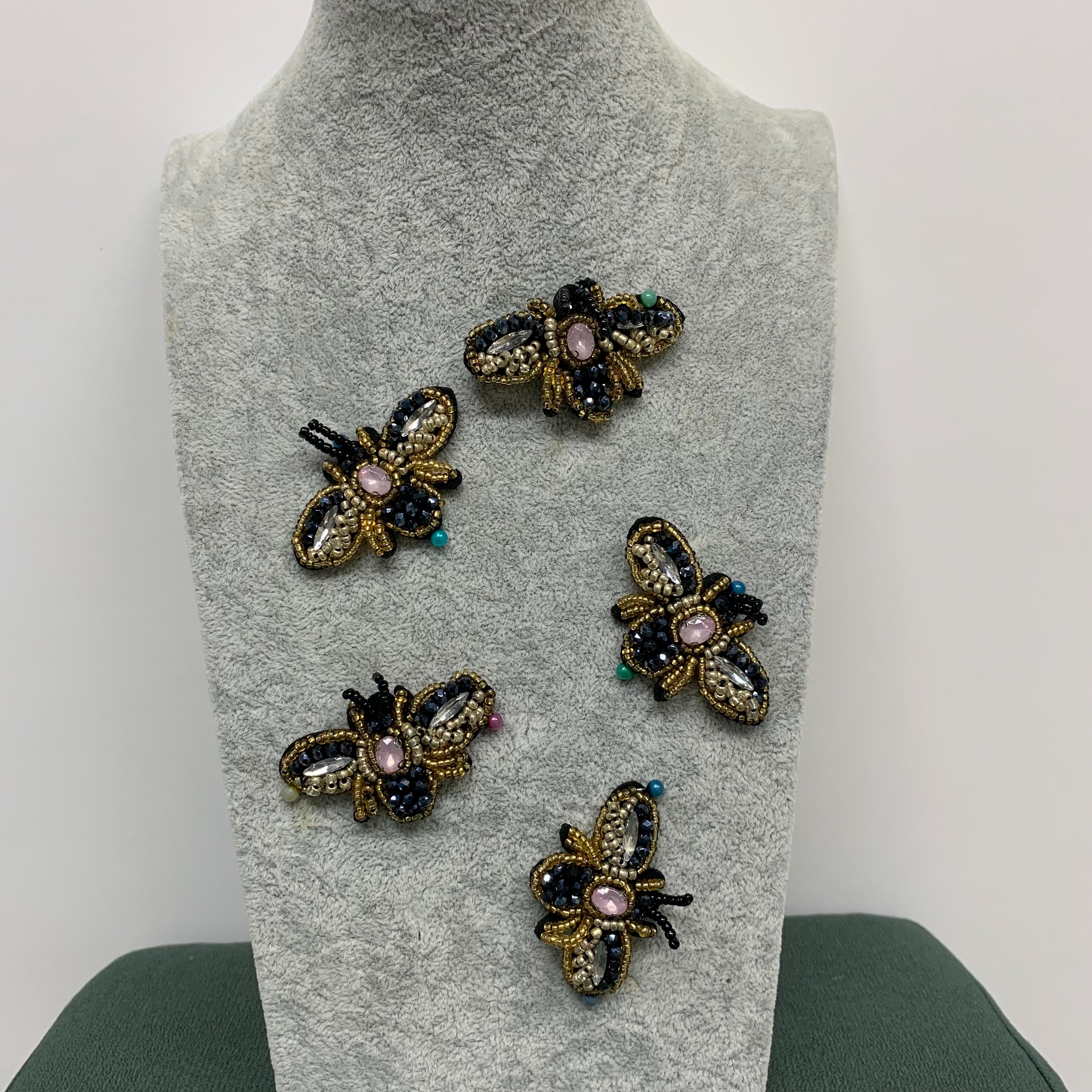 Hand-stitched beaded insect pattern crystal jewelry fabric stickers for clothing pic 1