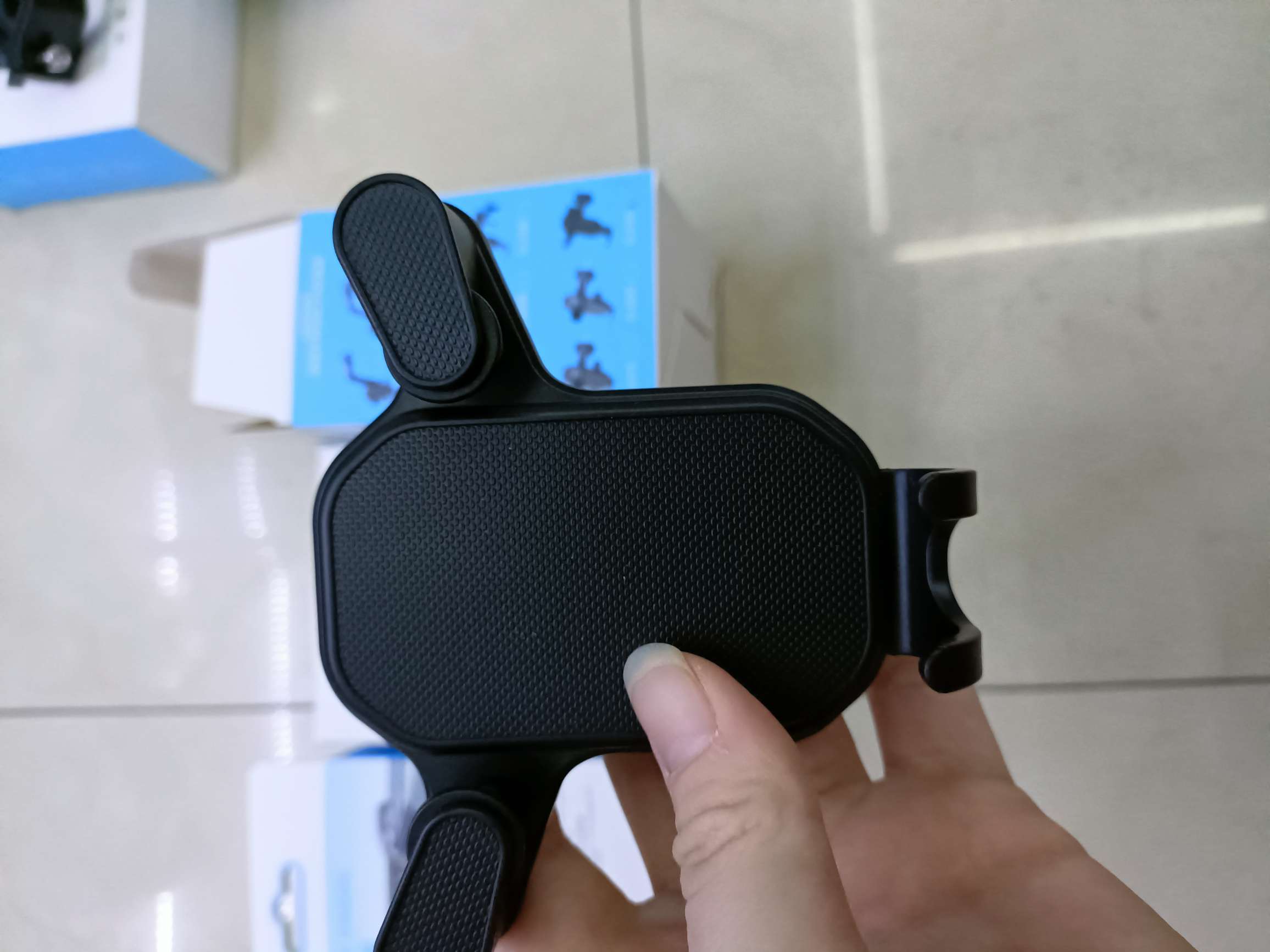 C-03系列车载手机支架 吸盘支架/三脚出风口支架/挂钩出风口支架详情图19