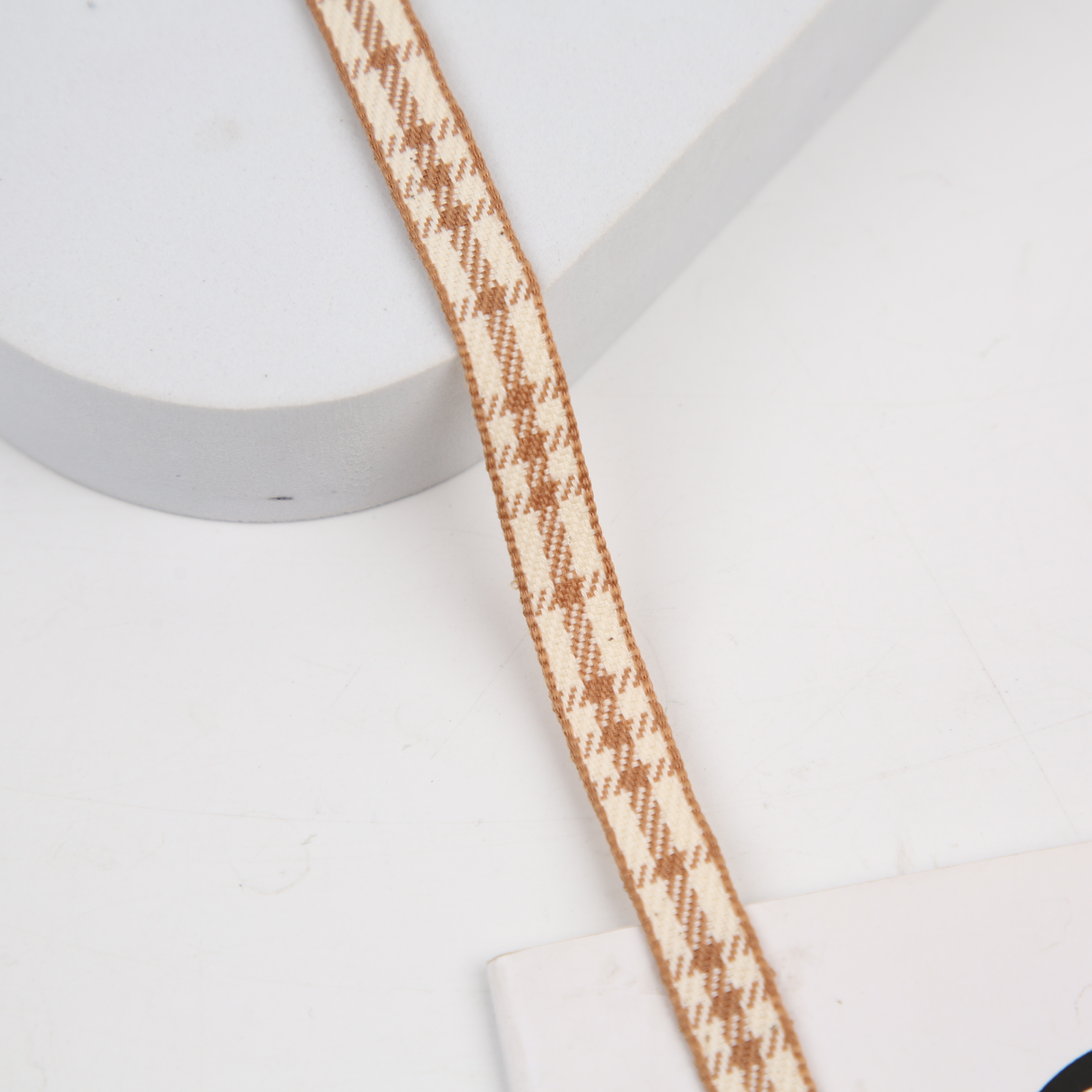 Manufacturers Supply Wholesale Webbing Embossed Belt With High Quality Trustworthy Clothing Accessories Hair Accessories Webbing Lattice Specification drawing