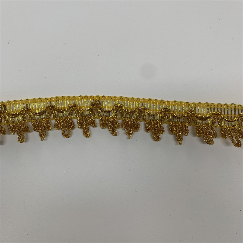 Golden triangular mountain-shaped lace home textile decorative clothing accessories Application Scenario