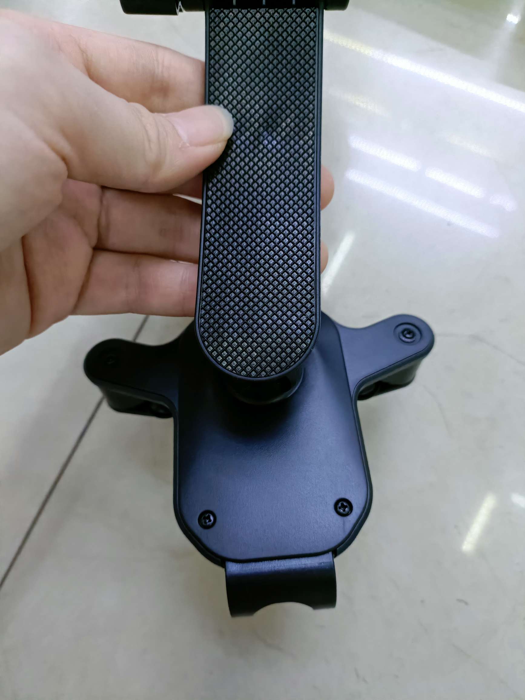 C-03系列车载手机支架 吸盘支架/三脚出风口支架/挂钩出风口支架详情图8