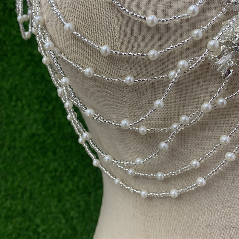 Fashionable and trendy wedding dresses, hand-stitched beaded lace decals Application Scenario