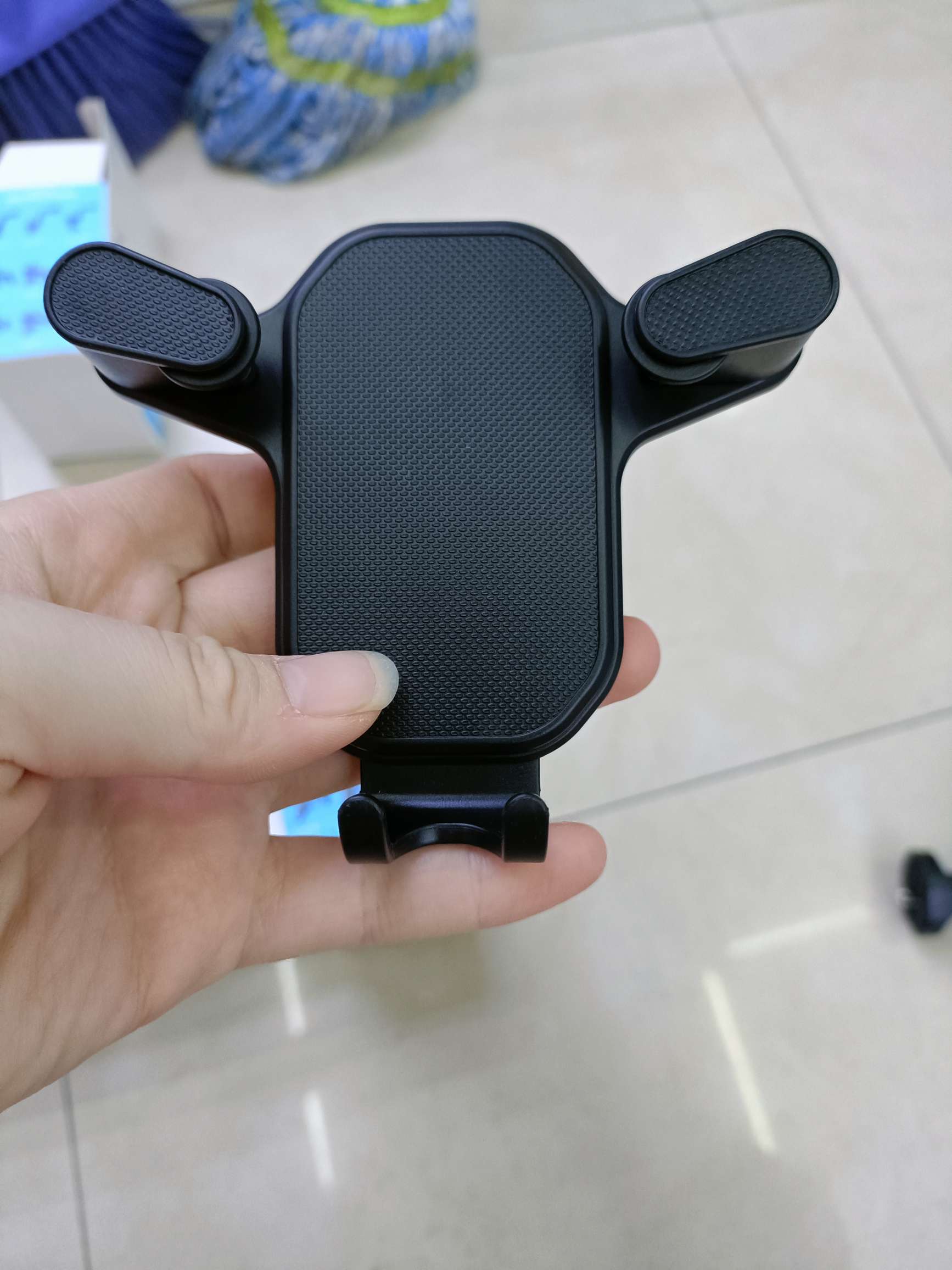 C-03系列车载手机支架 吸盘支架/三脚出风口支架/挂钩出风口支架详情图12