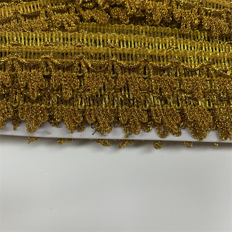 Golden triangular mountain-shaped lace home textile decorative clothing accessories Specification image