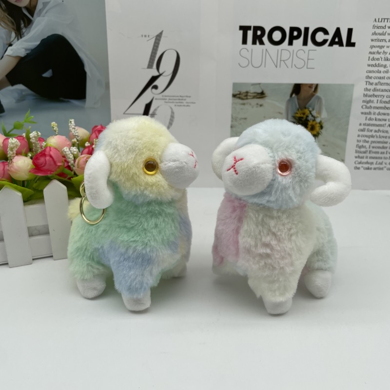 外贸出口幻彩羊驼毛绒公仔钥匙扣小羊儿童书包挂件情侣包包挂饰