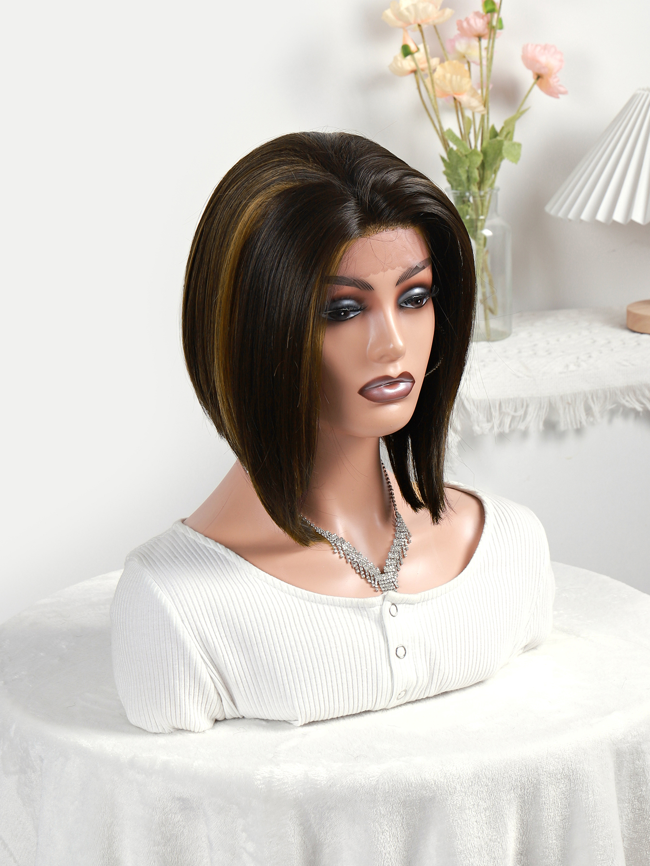 Wholesale of black and brown short straight Bob wigs and synthetic fiber hair covers for European and American fashion ladies in foreign trade newlook Application Scenario