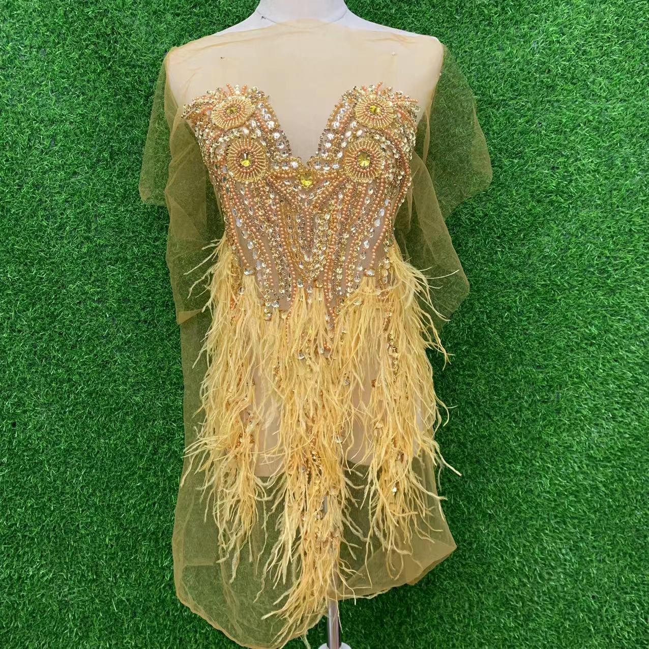 羽毛新款 56X100cm深V款婚纱礼服手工钉珠贴花详情3