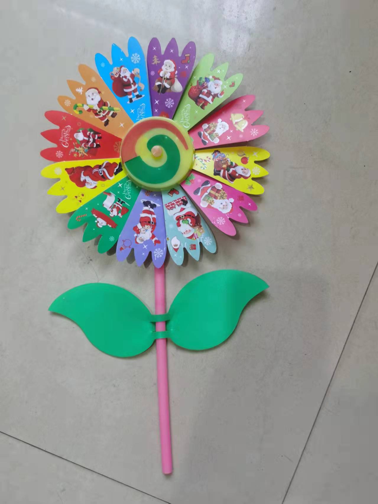 2 Leaves 12 Petals Color Windmill, Windmill, details Picture