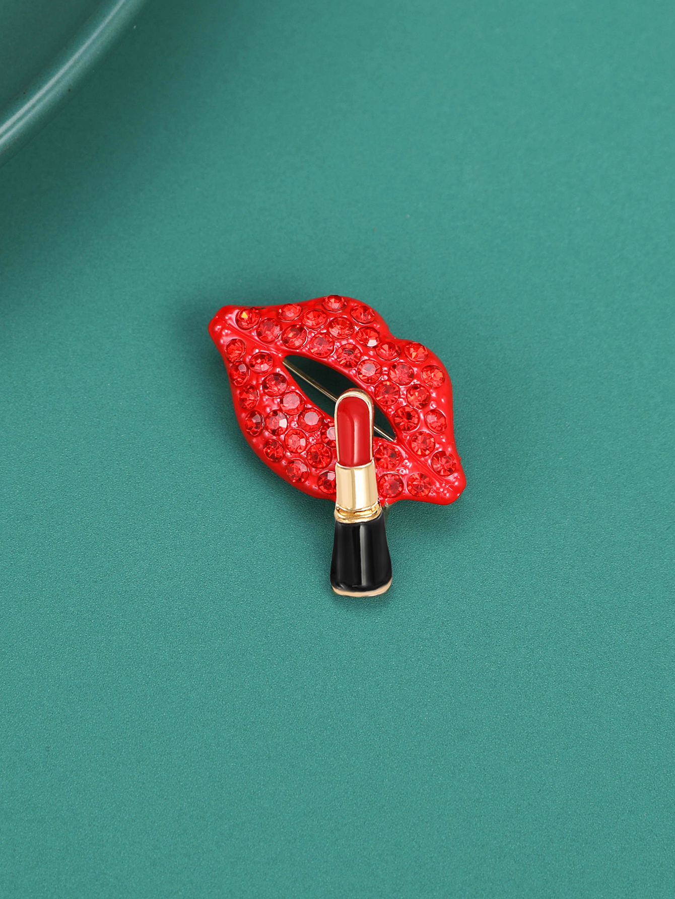 New best-selling full-diamond brooch accessories for women, fashionable and sexy red lipstick lip brooch, high-end feminine charm, luxurious and versatile suit brooch Specification image