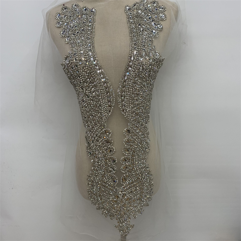 Hand-beaded wedding gowns and evening gowns, deep V-neck flowers, applique clothing accessories and accessories details Picture