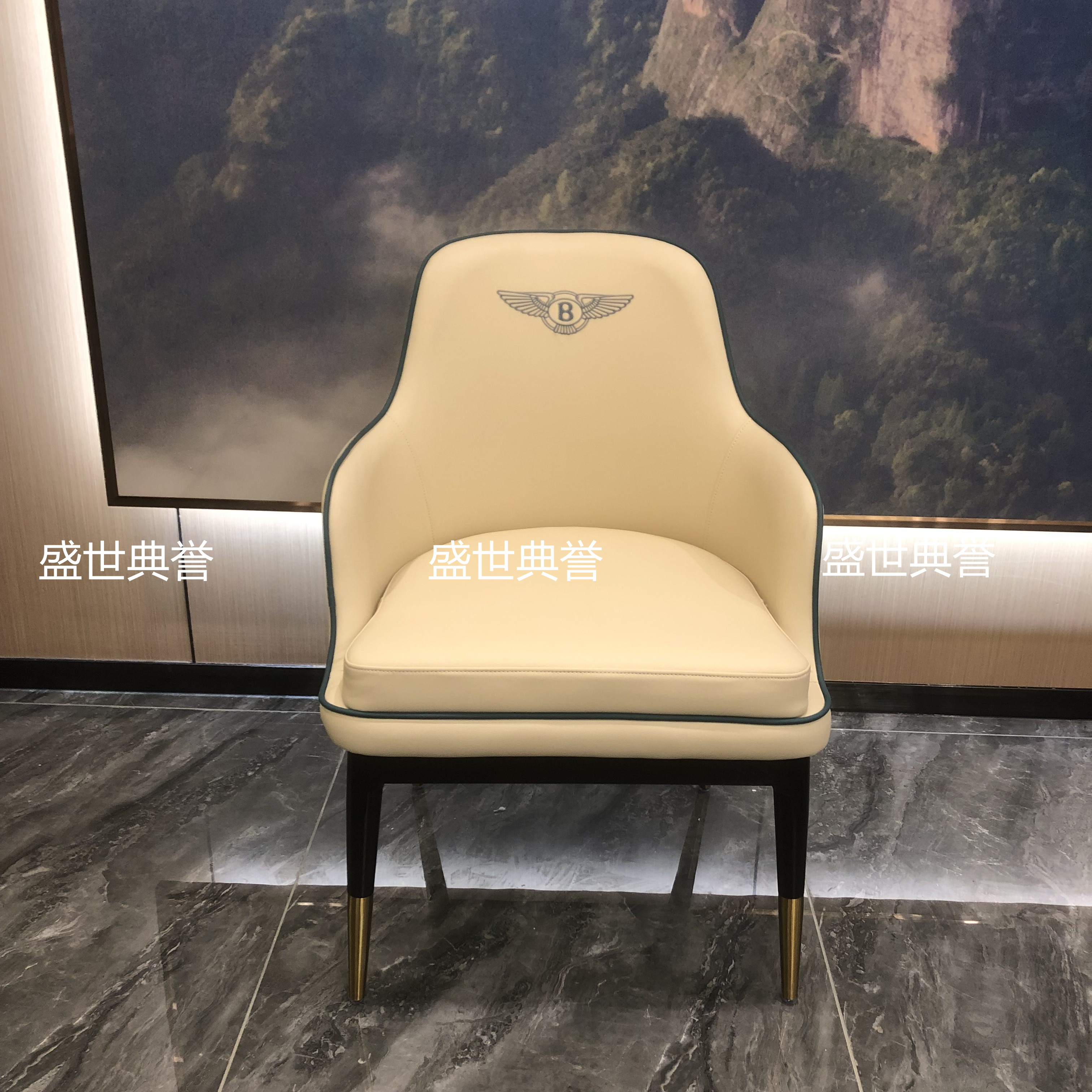 成都五星级酒店实木电动餐桌椅海鲜餐厅包厢实木宾利椅软包扶手椅