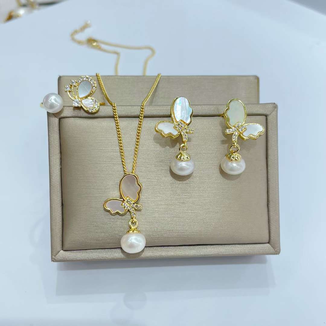 Butterfly 🦋 mother-of-pearl necklace earrings ring details Picture