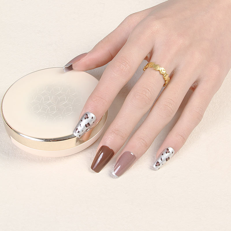 24-piece short ballet new packaging, new type A, popular European and American style wearable nail, silver scallion powder in stock details Picture