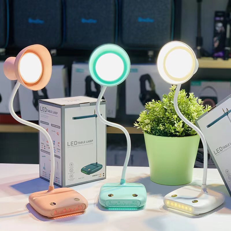 USB charging and plugging dual-purpose small desk lamp, LED micro night light, bedroom student reading light, study desk, girl eye-protecting lamp Application Scenario