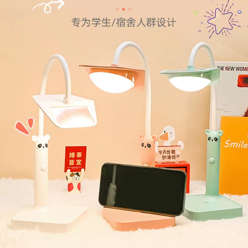 وخراطيم الشحن الليلية من طراز LED LED B، وهي نوع جديد من الرسوم الكرتونية الإبداعية، تُضبط بحرية المصابيح الأمامية لغرفة النوم في المهجع Application Scenario