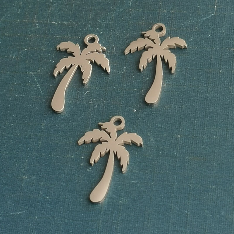Summer coconut tree femininity Senny-style small fresh stainless steel titanium steel plant young tree necklace pendant foreign trade cross-border