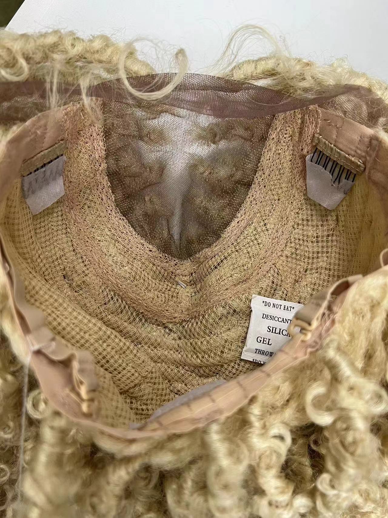 New African bestseller, mid-parted yellow explosive curly hair 360 lace wigs vendor Specification image