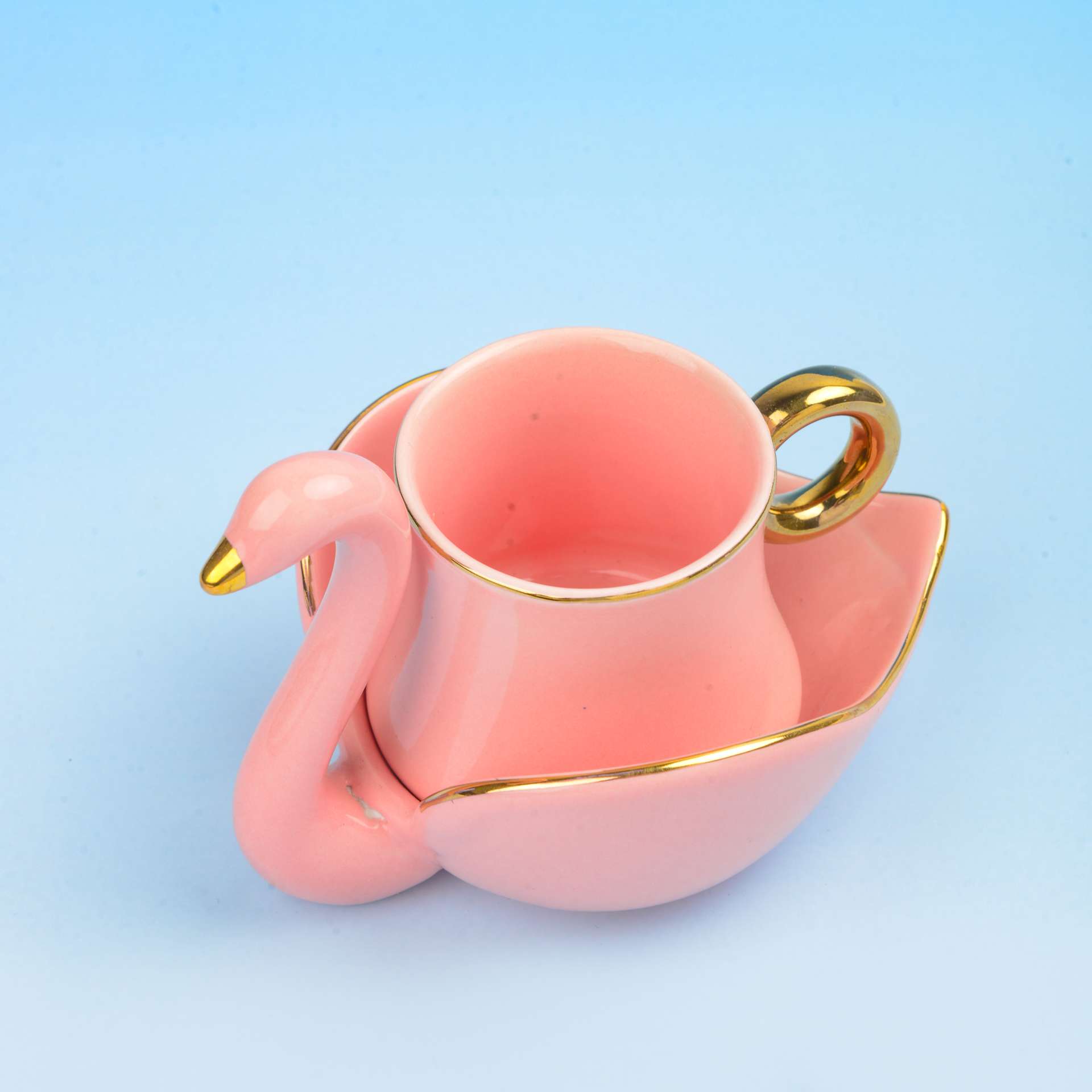 Ceramic six-cup and saucer gift box packaging for export to the Middle East. Swan Real gold best-selling coffee cups and saucers Specification image