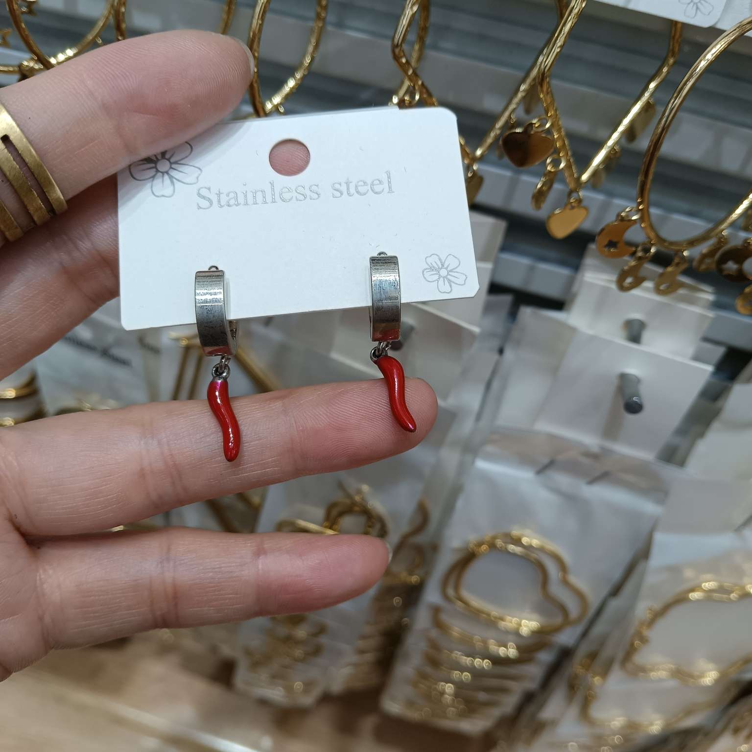 Stainless steel earring earrings, small chili pepper earring Specification image