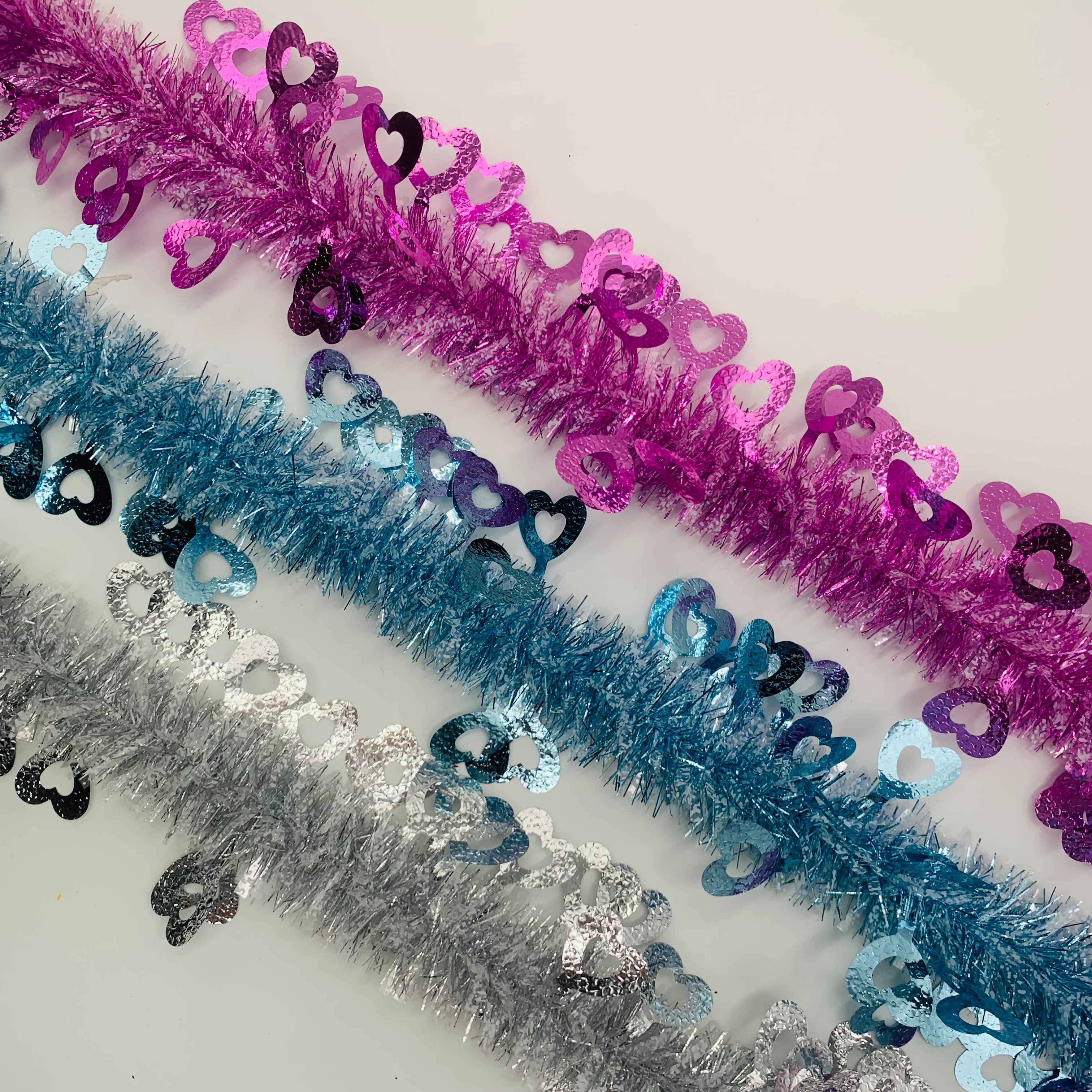 Christmas color strips, Christmas scene decoration, heart-shaped color strips, cross-border wholesale for foreign trade