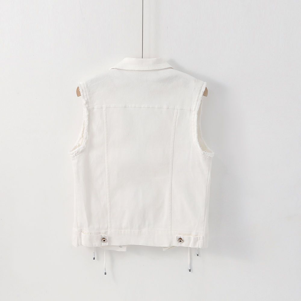 The new stylish denim vest for women in spring and autumn is slimming and versatile. It's a trendy and high-end cardigan for women to wear outside in 2023 detail image 6