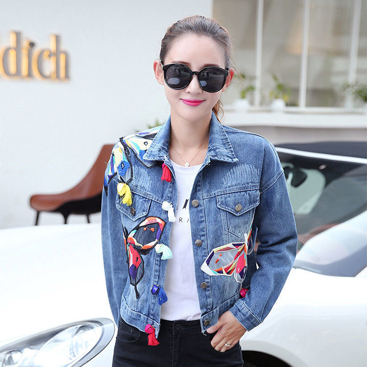 The new Korean-style embroidered denim short jacket for women with colorful butterfly patterns and long-sleeved denim tops from Spring and Autumn are trendy detail image 2