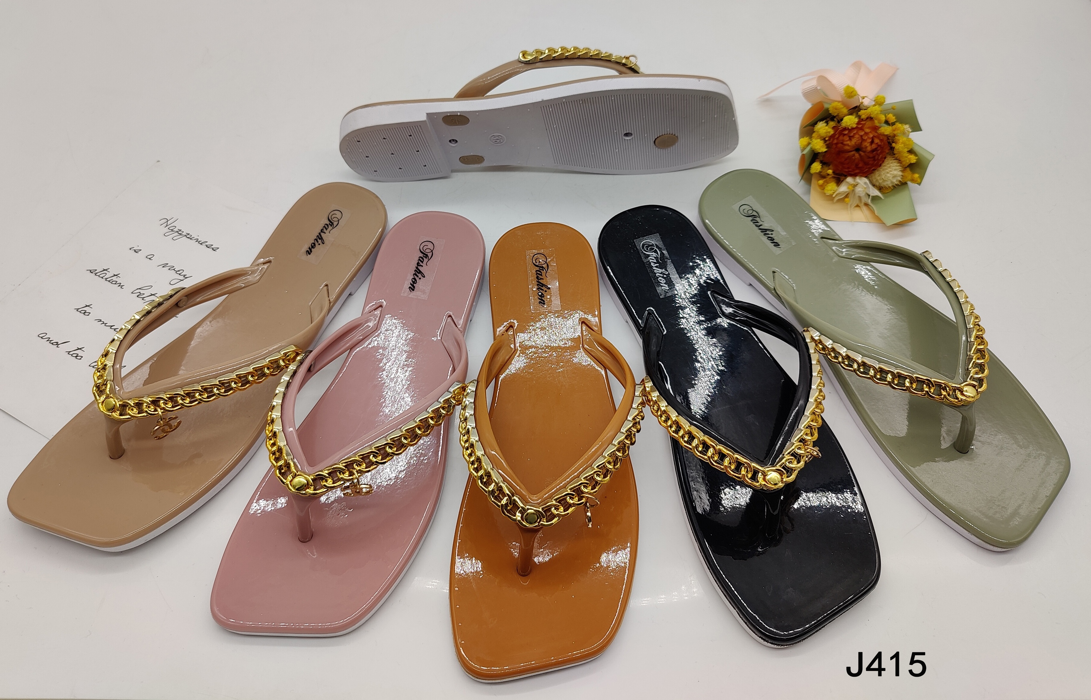 女式凉拖实物图