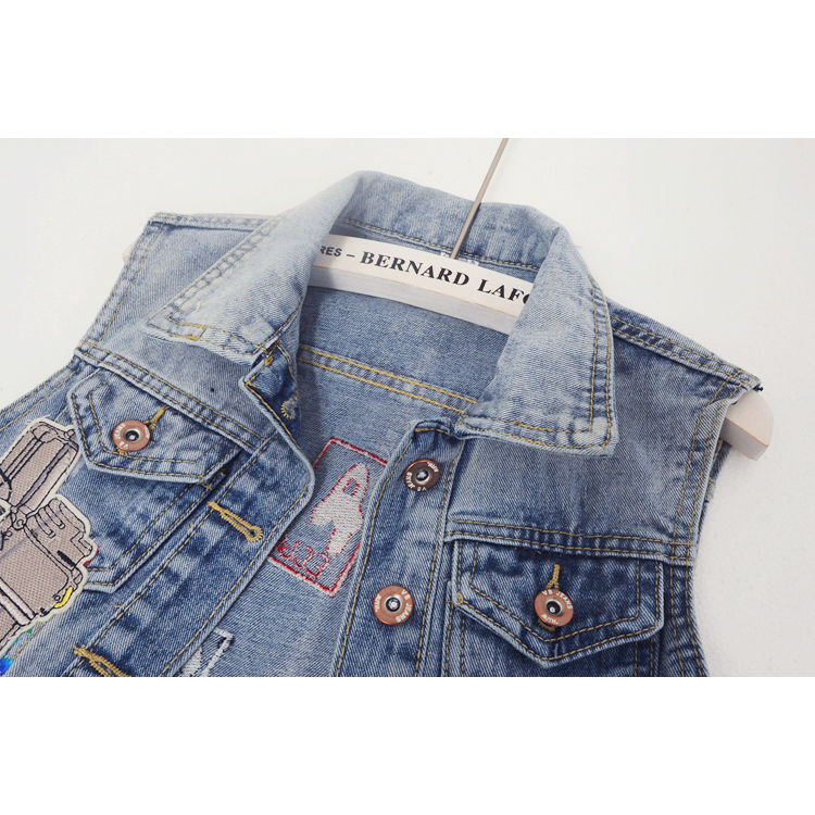 2023 Spring and Autumn New European fashion and individuality, perforated patchwork denim vest, women's summer short vest, waistcoat, waistcoat detail image 5