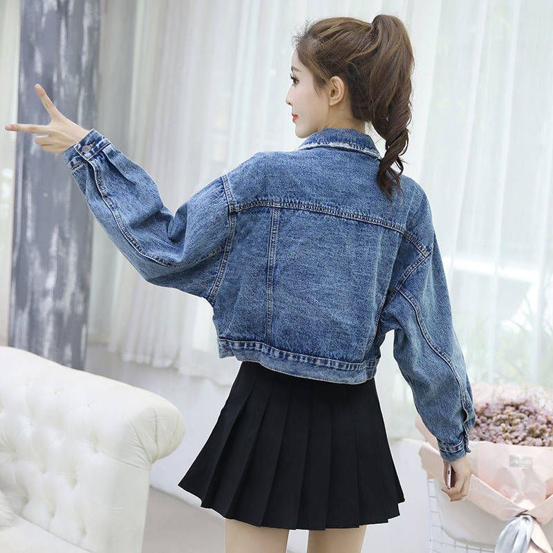Hong Kong-style denim jacket for women, loose and short 2023 Spring collection, new Korean style BF versatile bat-sleeve denim jacket for students detail image 2
