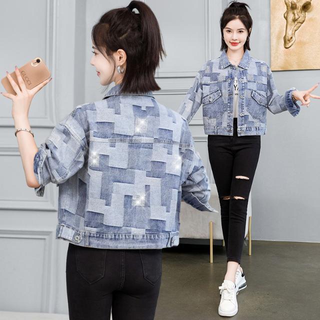 Spring and autumn new Korean-style fashionable checked denim jacket for women, a short denim jacket with a design sense details Picture