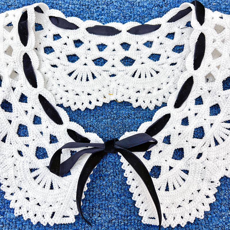 Hollowed-out crocheted white versatile collar clothing accessories, accessories and decorative ornaments details Picture
