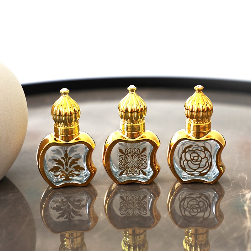 Factory direct sales of best-selling shaped perfume bottles, roll-on bottles, UV-engraved glass bottles, portable and portioned perfume bottles details Picture