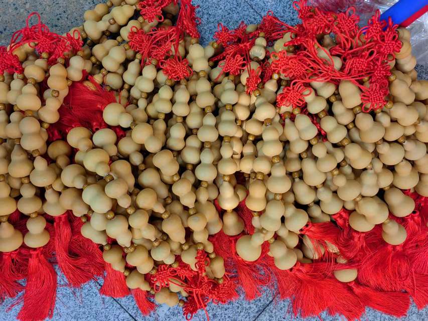 天然葫芦/天然小葫芦/天然小葫芦串白底实物图