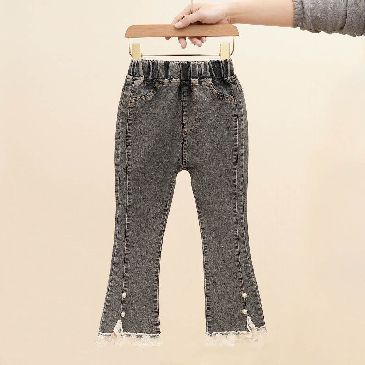 New children's summer flared pants, super soft jeans, baby girls' pants, children's summer pants, trendy outerwear Application Scenario