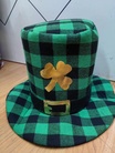 节日绿色帽子1