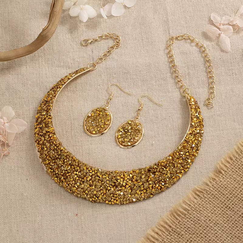 Cross-border Amazon Shein Pinduoduo Overseas Edition Best-selling European and American fashion trend diamond-encrusted gold electroplated gold women's metal collar, neckband and earring set Specification image