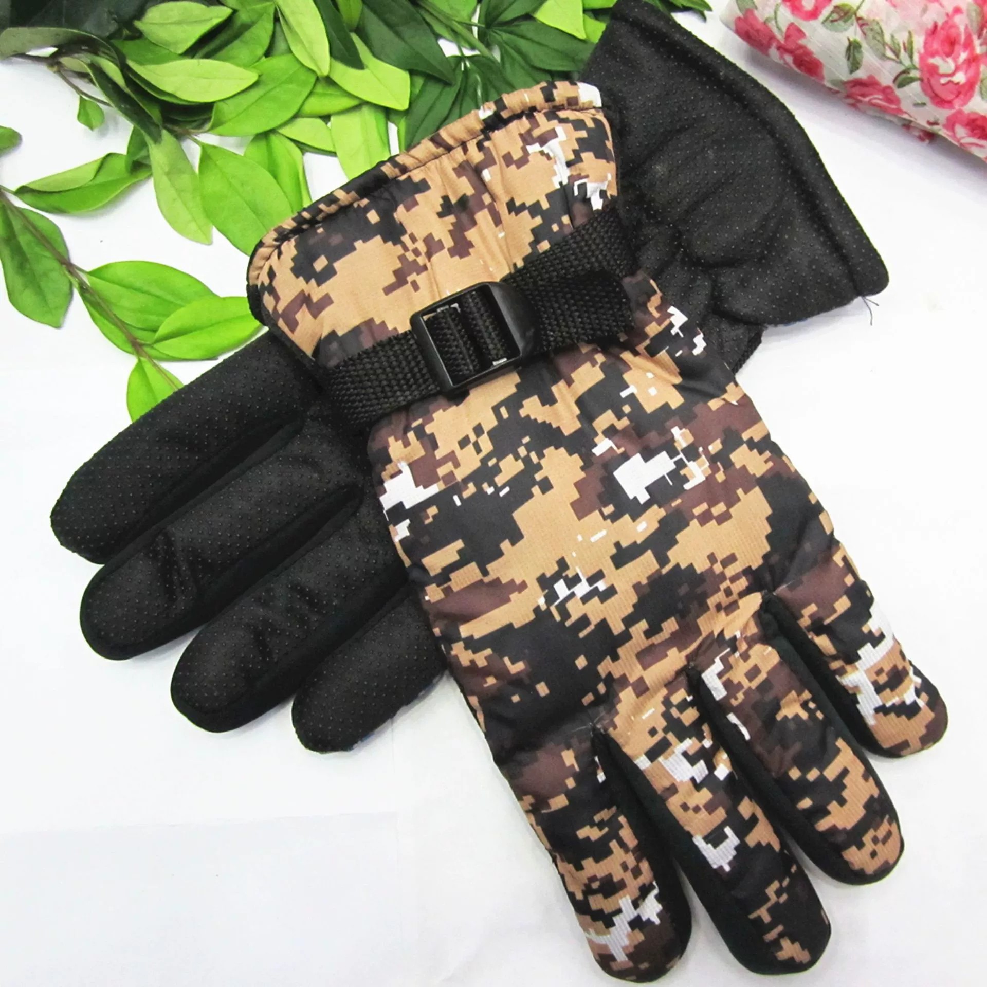 Cross-border factory direct sales, 2-cotton full store running around, street stall warm adult gloves, cycling inventory, casual gloves, fleece thickened windproof outdoor sports gloves, morning market street stall goods wholesale pic 9