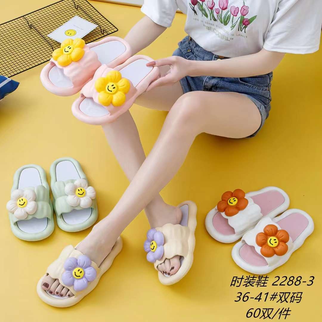 拖鞋女夏外穿少女心蝴蝶结踩屎感防滑一字居家用厚底云朵凉拖鞋085
