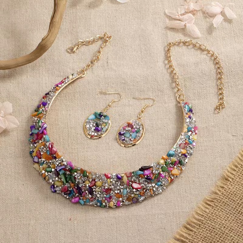 Cross-border Amazon Shein Pinduoduo Overseas Edition Best-selling European and American fashion trend, Bohemian style electroplated women's metal collar and neck set with raw stone and diamond inlays Specification image