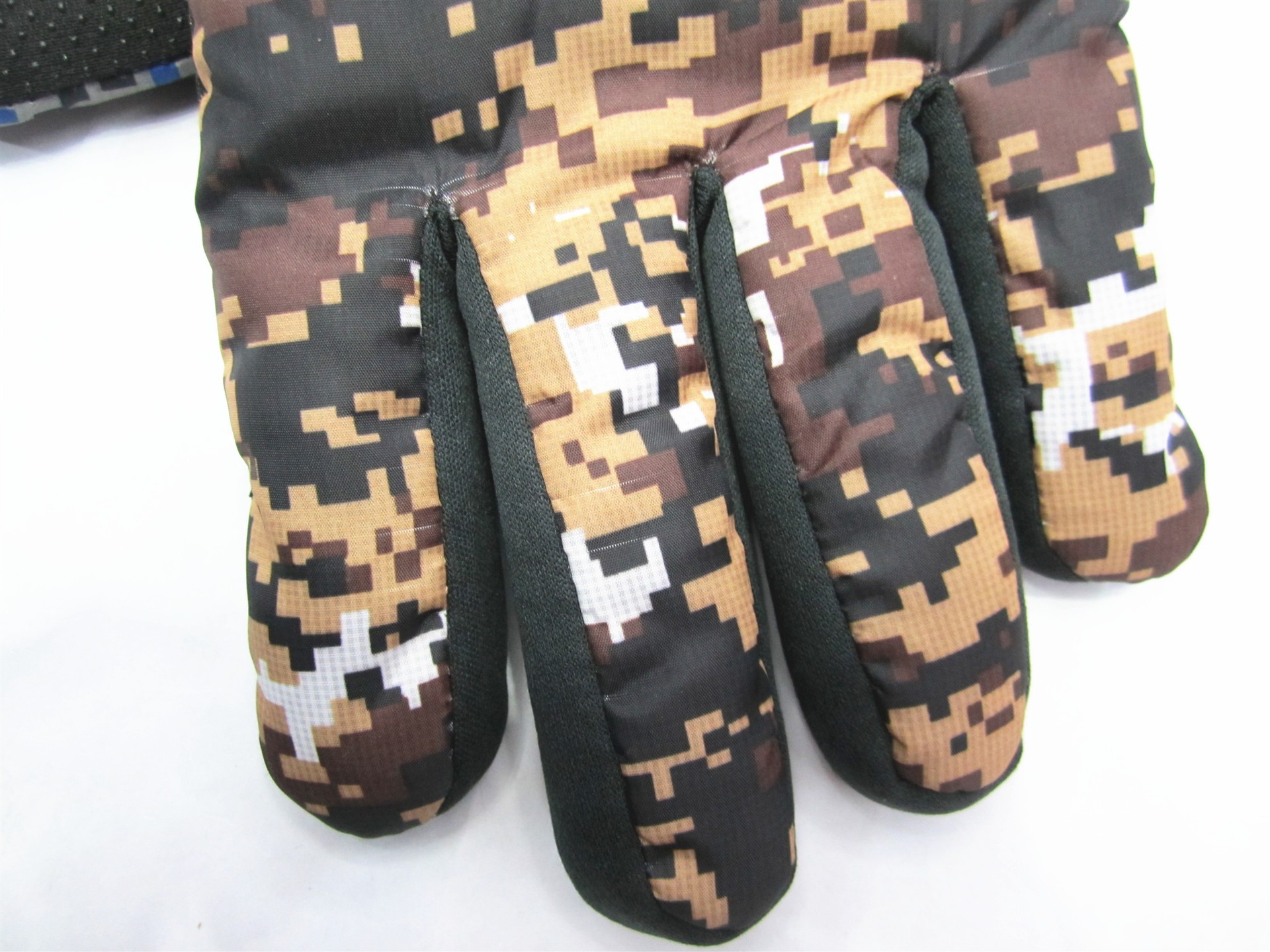 Cross-border factory direct sales, 2-cotton full store running around, street stall warm adult gloves, cycling inventory, casual gloves, fleece thickened windproof outdoor sports gloves, morning market street stall goods wholesale pic 2