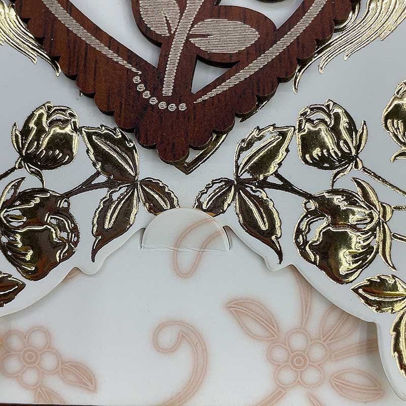 Foreign Trade Custom Africa Middle East Long Elegant Love Small Wooden Chip Pattern Gold Hollowing Wooden Wedding Invitation Business Invitation Birthday Invitation Banquet Greeting Card Manufacturers Direct Wholesale Application Scenario