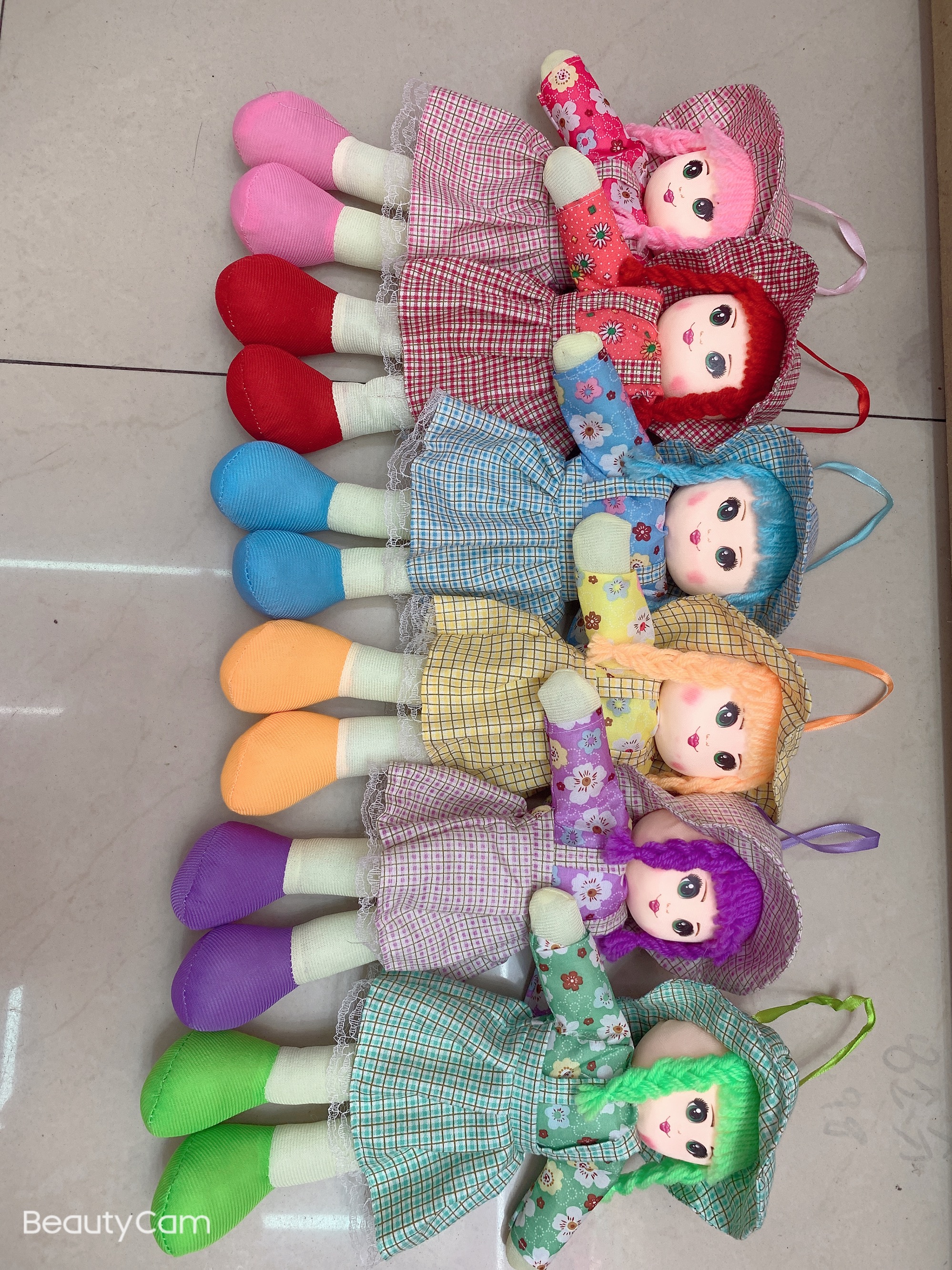 Direct sales of lightweight dolls from the manufacturer: Foam head dolls with mixed colors and checkered patterns
