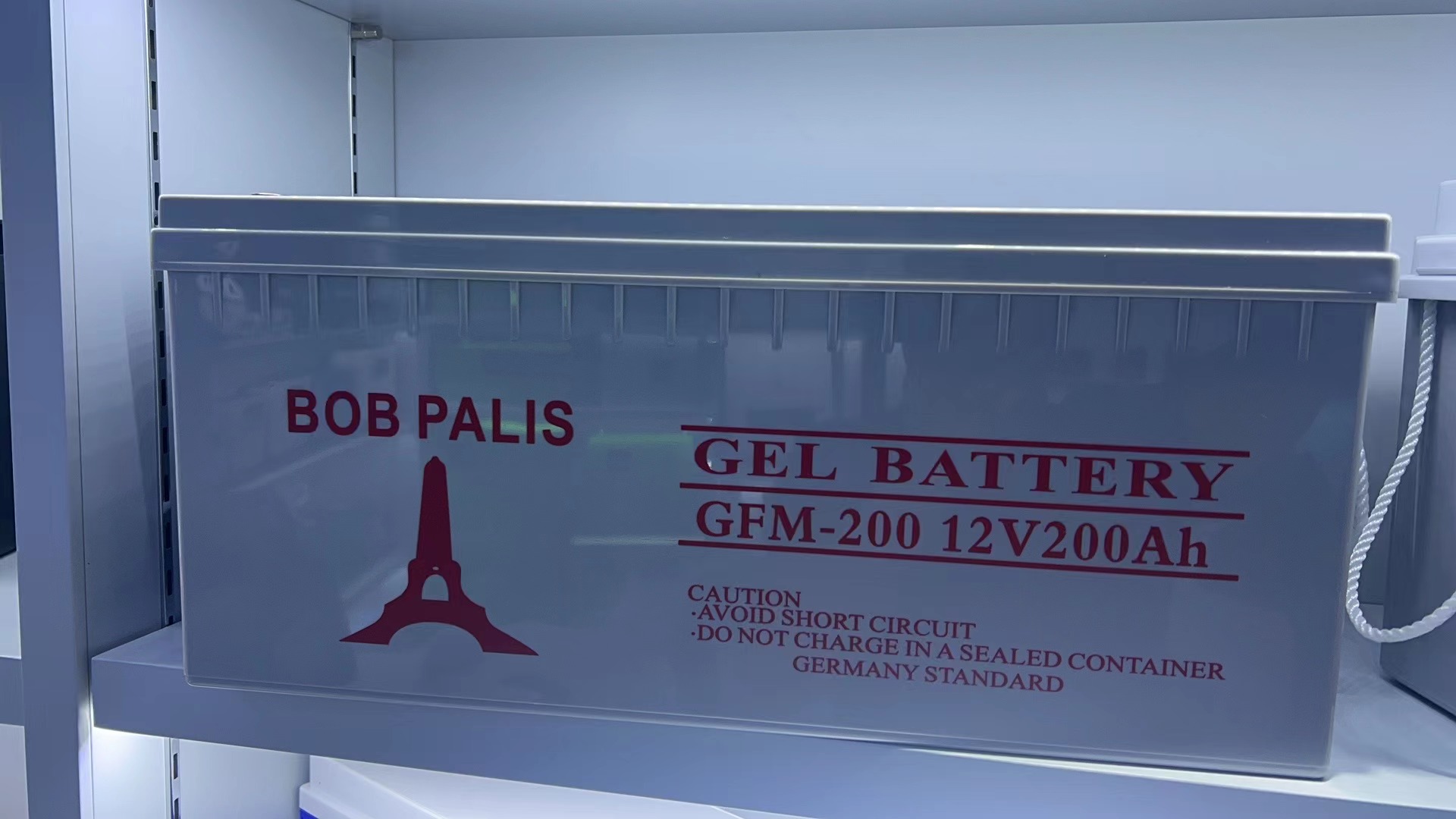 Solar battery charger: Green and intelligent charging safety guarantee Specification image