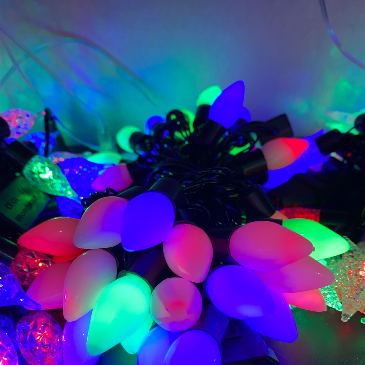 Festive atmosphere colored lights, iron art lights, string colored lights, cross-border foreign trade wholesale, festival decorative lights details Picture